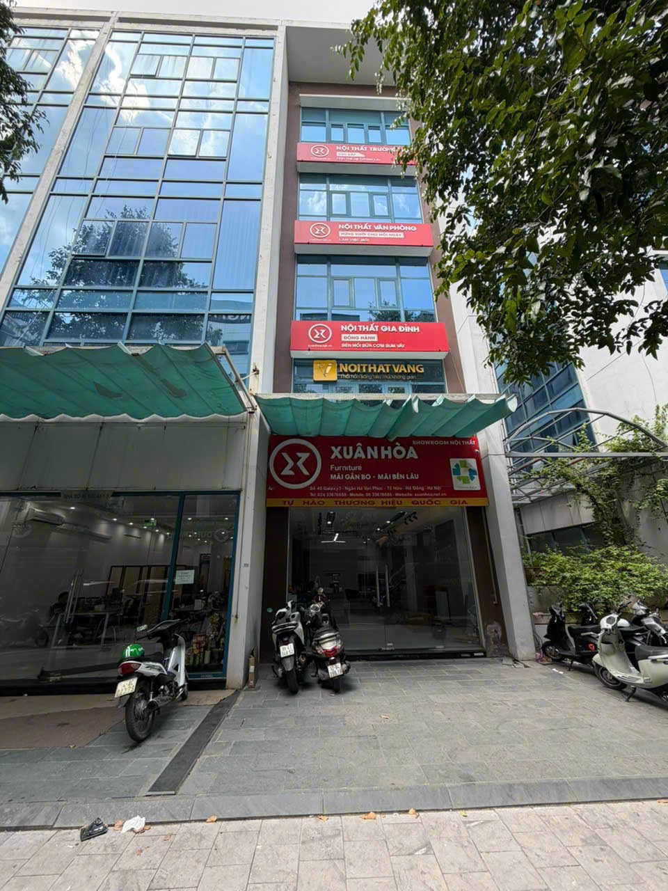 Showroom Nội thất Xuân Hòa nhìn từ vỉa hè 69 Tố Hữu