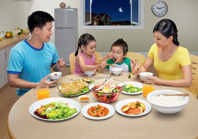 Ghế bàn ăn Xuân Hòa phục vụ bữa cơm gia đình bạn - Nội Thất Xuân Hòa