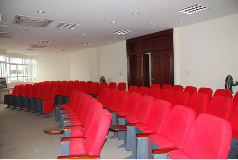 Phòng họp lớn được thiết kế và thi công bởi Nội Thất Xuân Hòa
