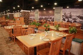  Các loại bàn ghế nhà hàng phổ biến của Xuân Hòa