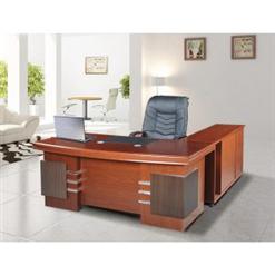  Nên chọn bàn giám đốc tại gia như thế nào