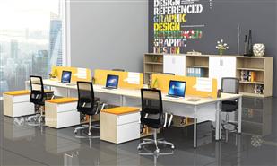  Khắc phục vết nứt và tróc sơn trên bề mặt bàn văn phòng bằng gỗ